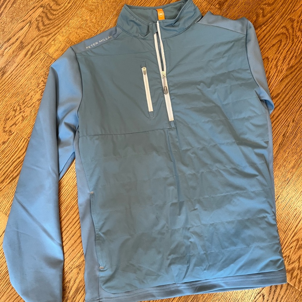 Peter Millar weld elite pullover (1/4 zip).  Color is “rainfall.”  Barely used